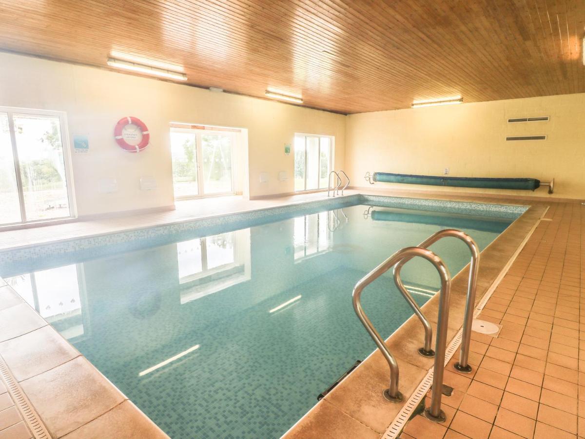 Villa The Coach House Tenby Esterno foto