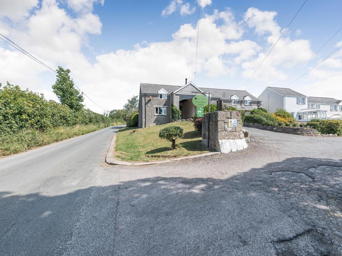 Villa The Coach House Tenby Esterno foto